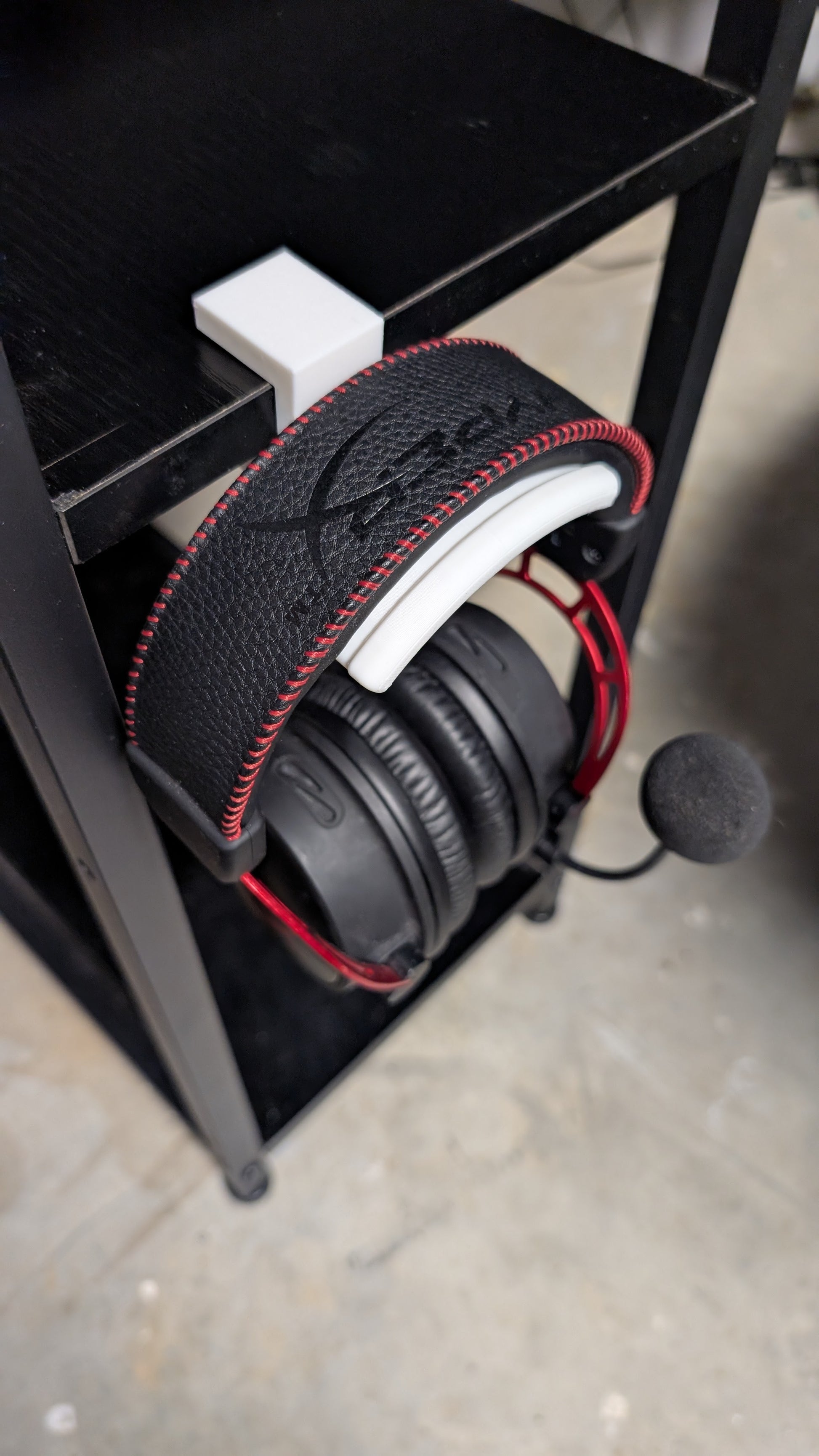 3d printed custom gaming desktop headphone holder 