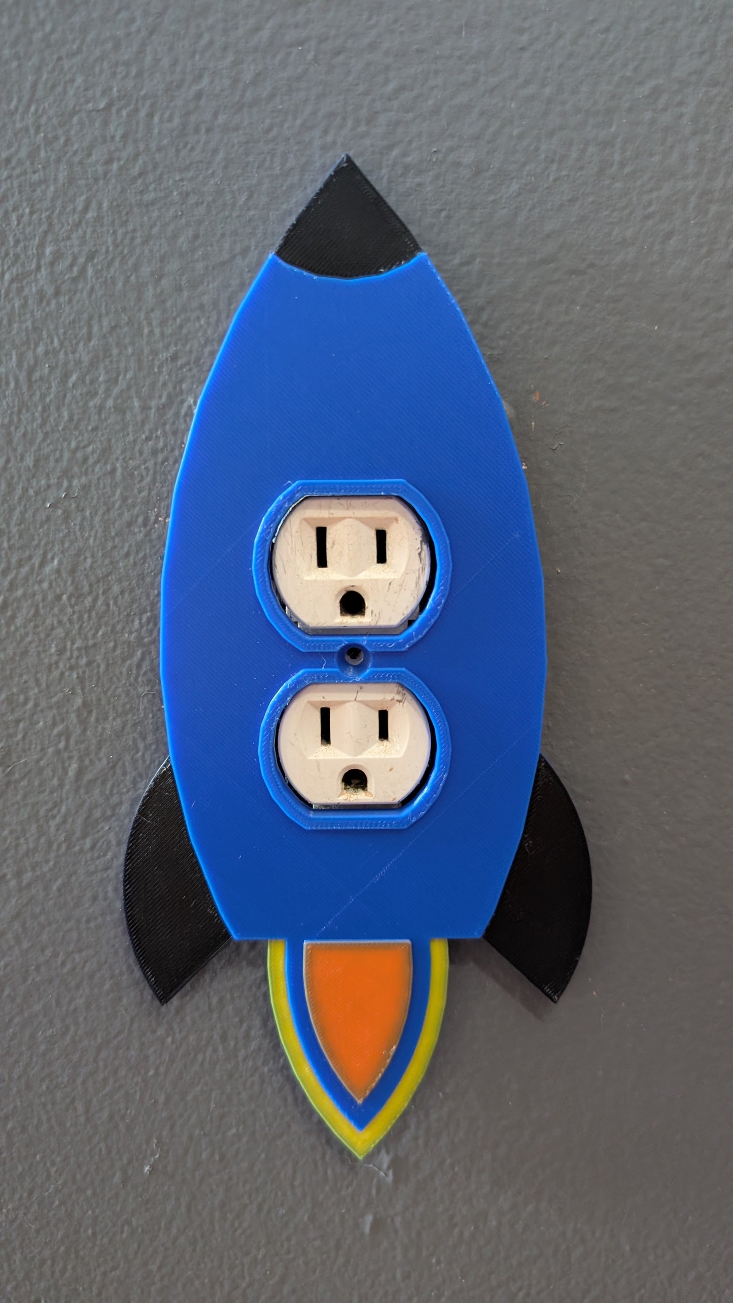 3D printed custom space ship outlet cover